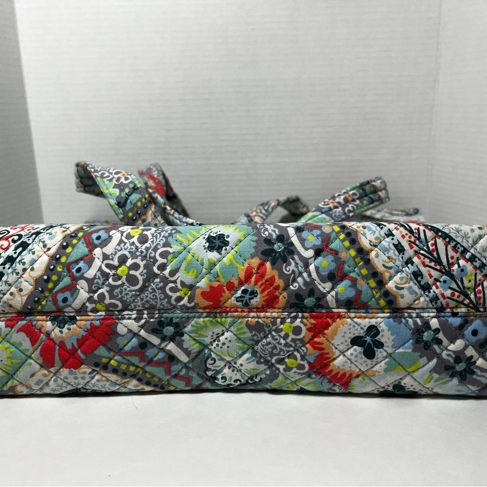 VERA BRADLEY Citrus Paisley Tote Bag - Picture 9 of 12
